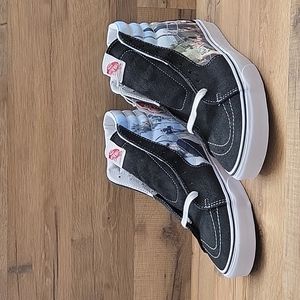 Van's SK8-Hi Brand new.